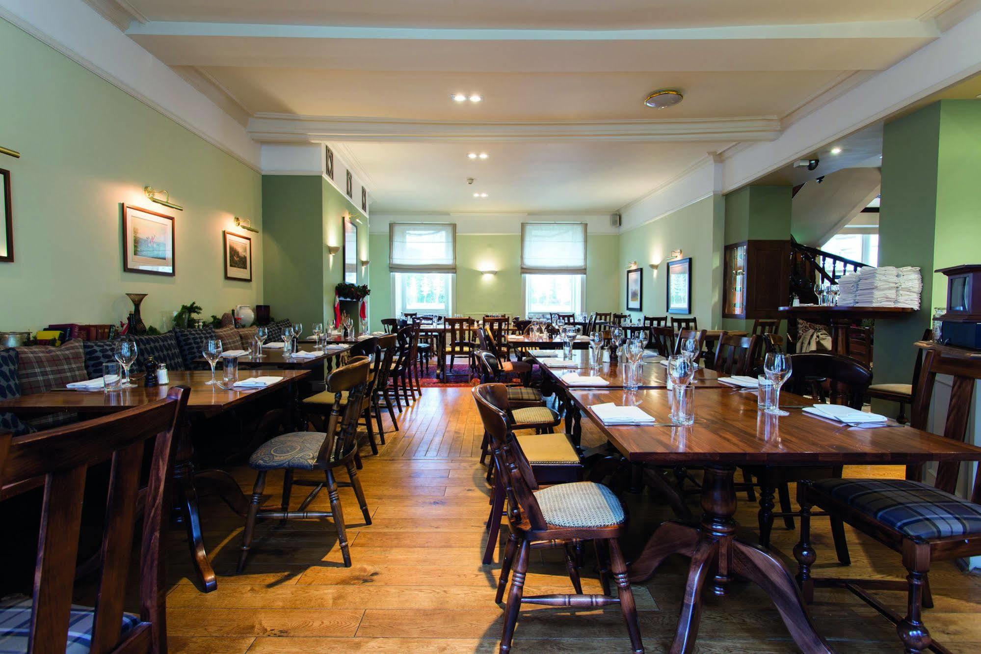 The Golden Lion At Settle 호텔 외부 사진