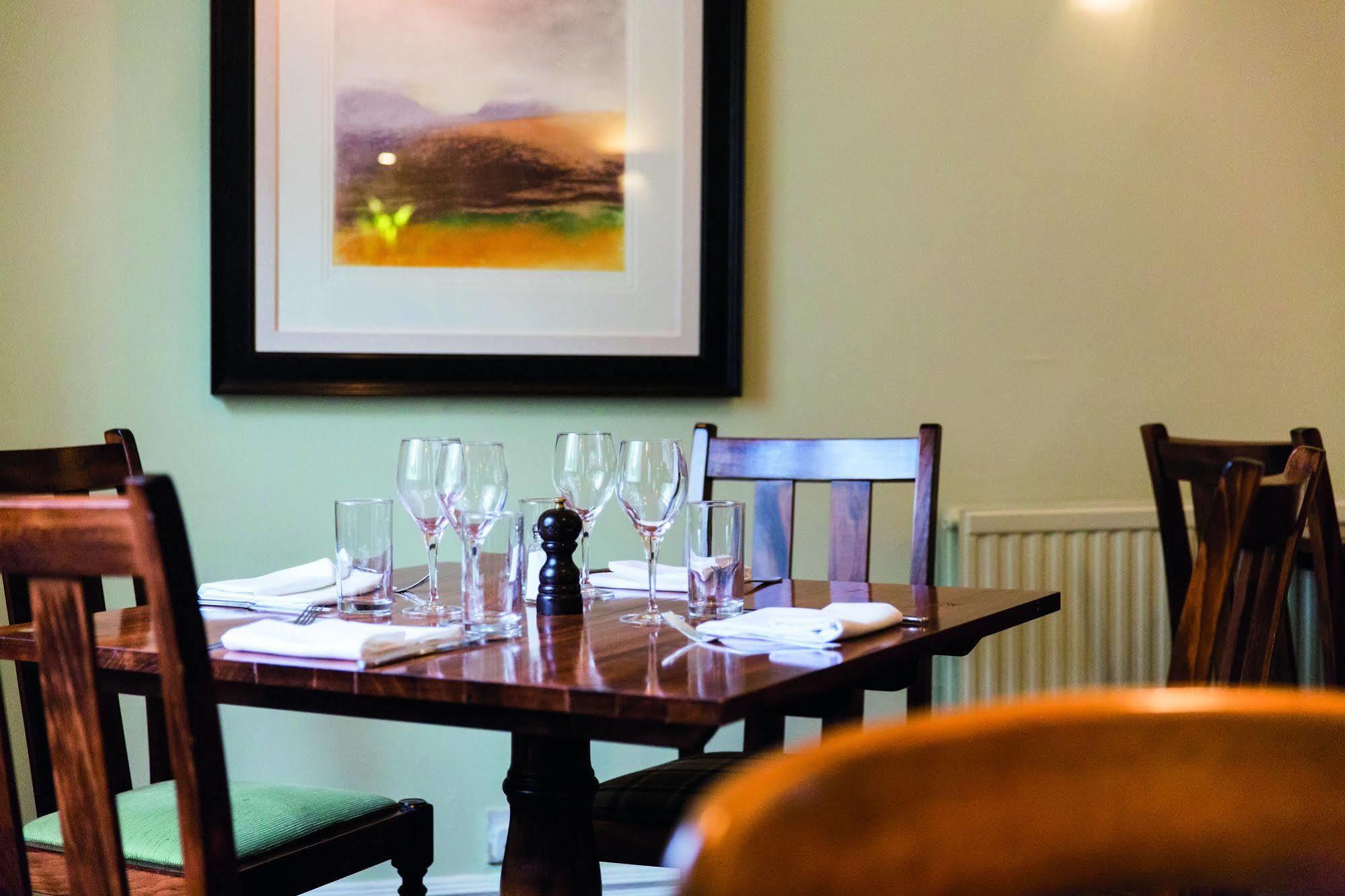 The Golden Lion At Settle 호텔 외부 사진