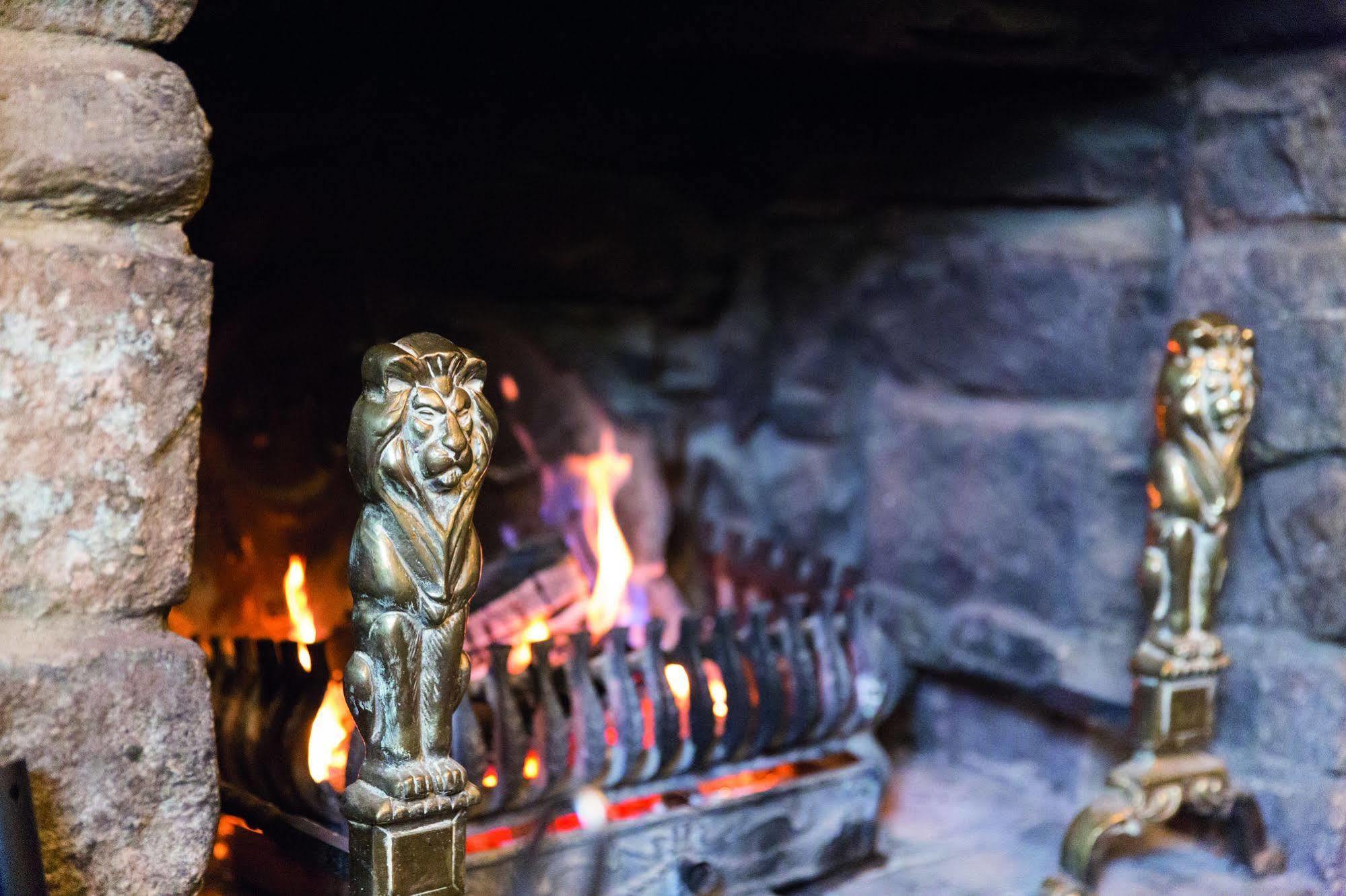 The Golden Lion At Settle 호텔 외부 사진